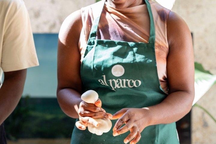 手作りモッツァレラとピザのワークショップ（ワイン無制限付き）