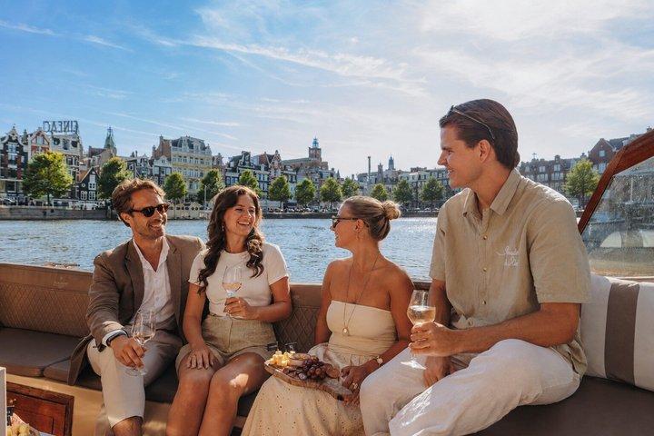 Croisière Premium sur les canaux d'Amsterdam 1H avec collations et boissons optionnelles