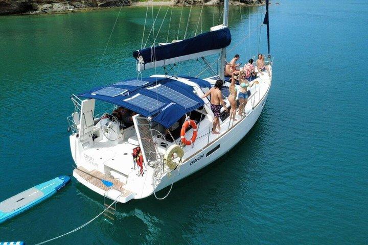 Luxury Sailboat to Tayrona