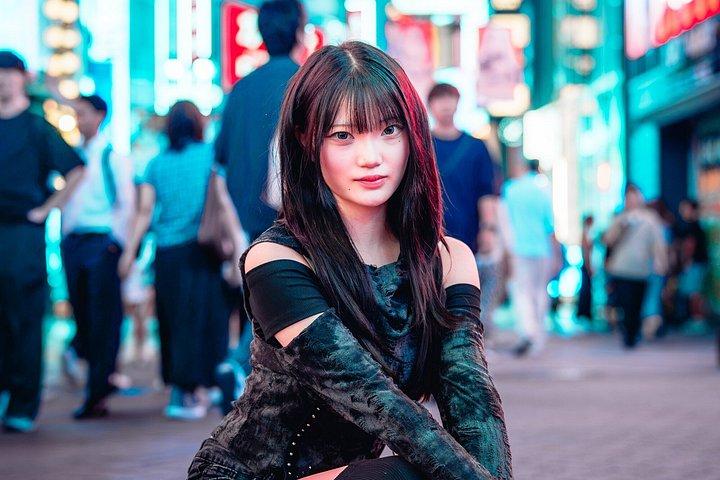 ユキによるプライベート東京ネオン写真撮影