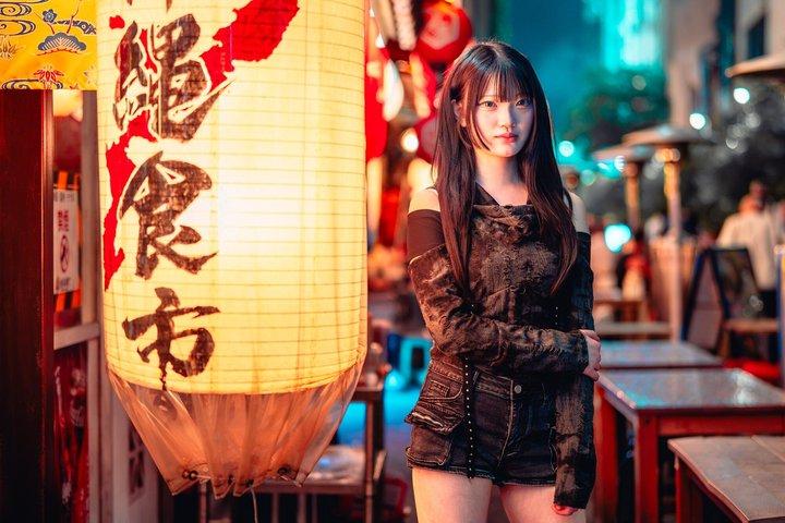 ユキによるプライベート東京ネオン写真撮影