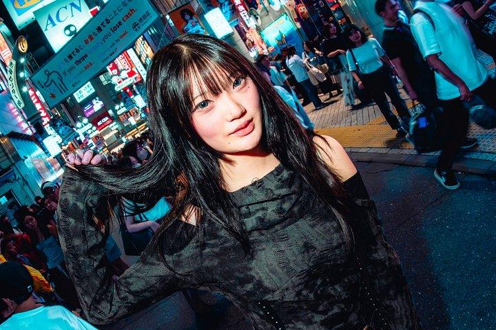 ユキによるプライベート東京ネオン写真撮影
