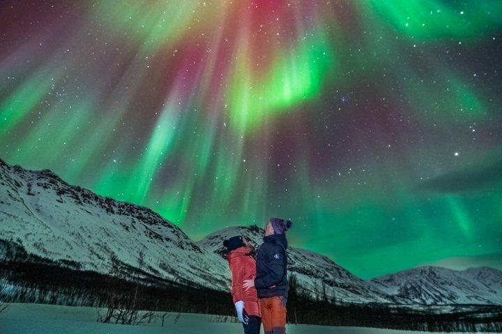 Aurora Boreale 8 persone Max Con foto ritiro e tute termiche