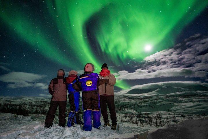Aurora Boreale 8 persone Max Con foto ritiro e tute termiche