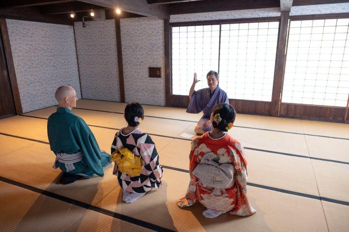 長崎出島 着物ドレスアップとプロによるフォークダンスすべての方へ