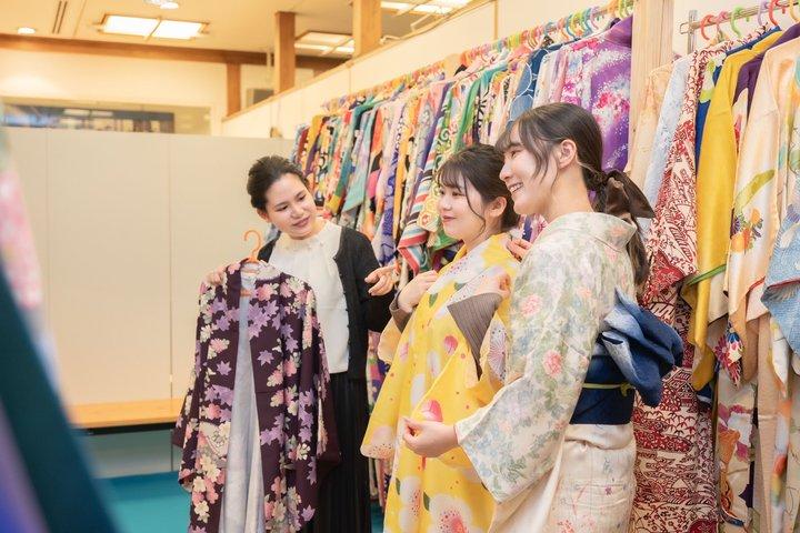 長崎出島 着物ドレスアップとプロによるフォークダンスすべての方へ
