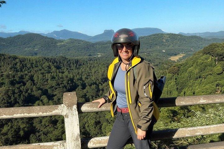 風光明媚な丘陵地帯を体験するコロンボ～キャンディ・バイク・ツアー