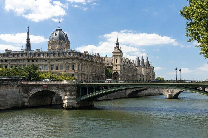 ポッドキャストツフランス語革命の血の道
