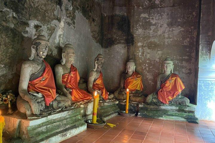 チェンマイ - ドイ ステープ寺院 & ワット パー ラット ハイキング