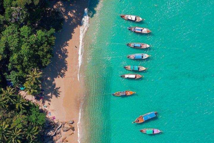 Phuket Private Vehicle Charter with Local Driver