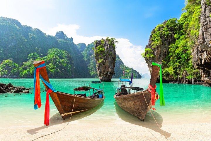 Phuket Private Vehicle Charter with Local Driver