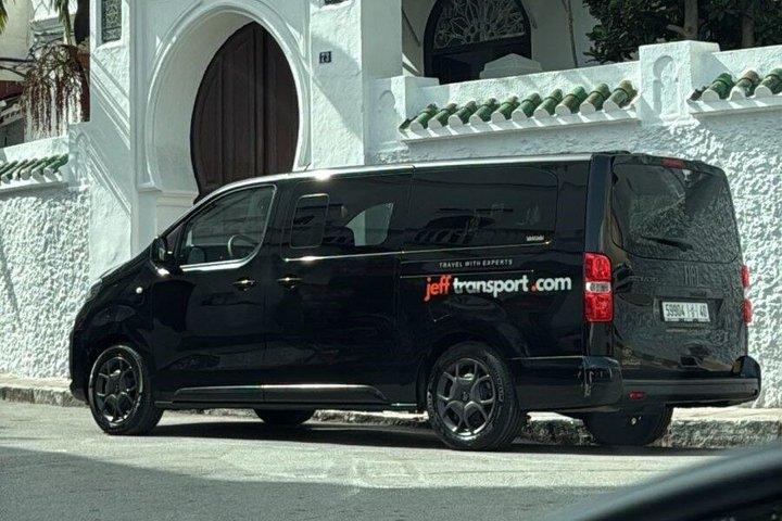 タンジール発 アシラ＆キャップ・スパルテル日帰り旅行（ラクダ乗り込み付き）