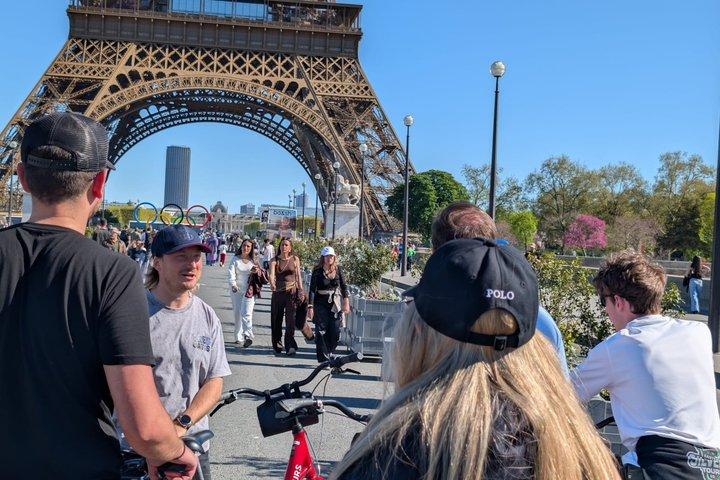 パリ：自転車またはeバイクツアー、観光スポット＆ローカルインサイト