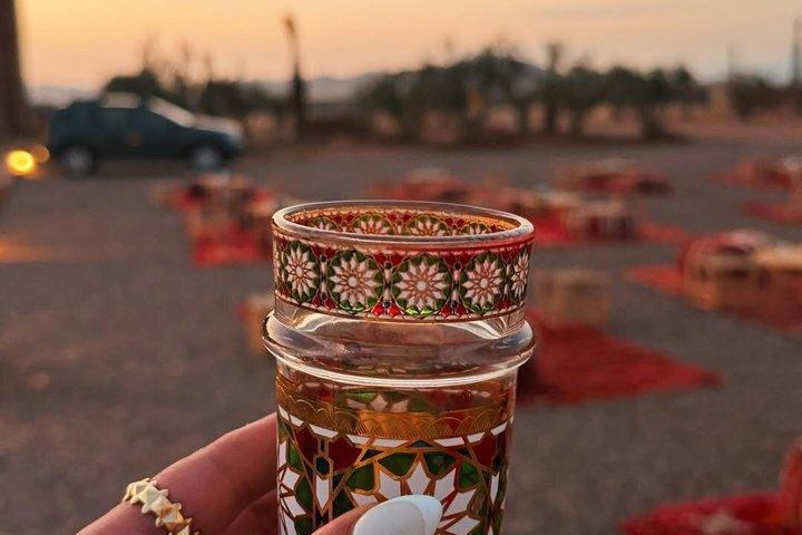 Amanecer sobre Marrakech y globo aerostático y desayuno bereber