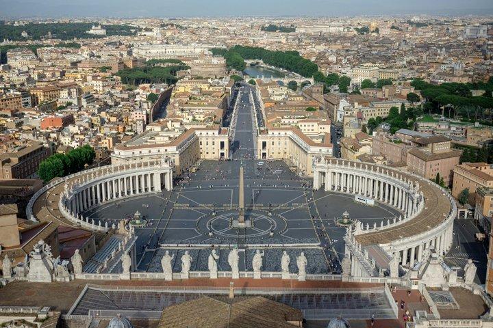 バチカン美術館入場券とローマのイタリア語パスタ持ち帰りセット