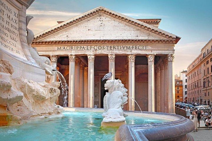 Create The Rome Tour in Private Golf Cart Choosing Each Stop