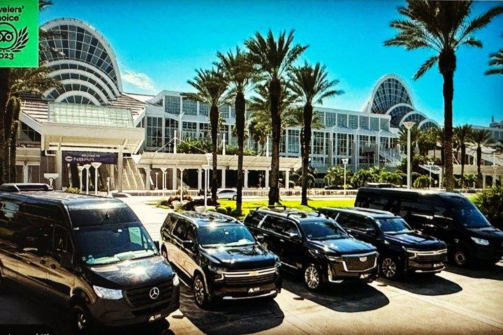 プライベートSUV：オーランド空港からレイクブエナビスタのホテルまで