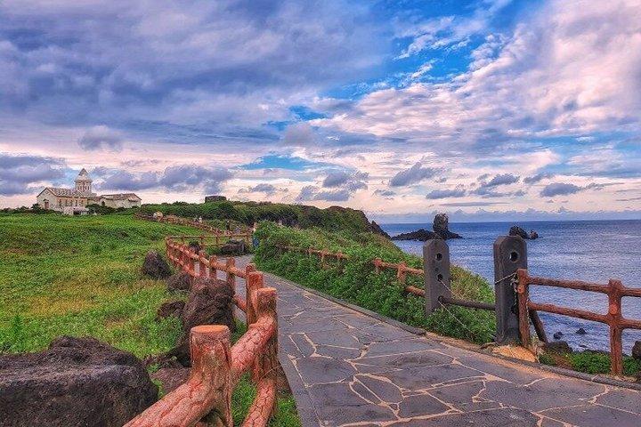 済州東部ユネスコ世界遺産日帰りツアー