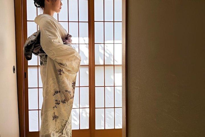 Kyoto Gion: Premium Kimono with Traditional House Garden Photos