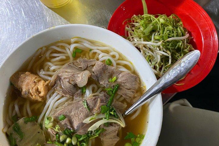 Saigon Bites on Wheels