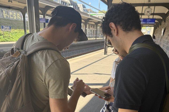 Gioco di fuga all'aperto del sentiero di Wiedikon a Zurigo