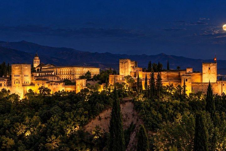 Alhambra Alcazaba and Generalife Gardens with Audio Guide