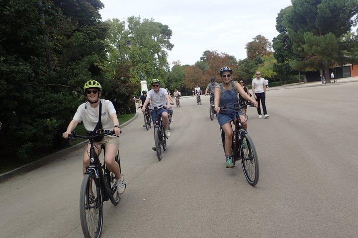 Madrid Gems E-Bike Tour - Små grupper