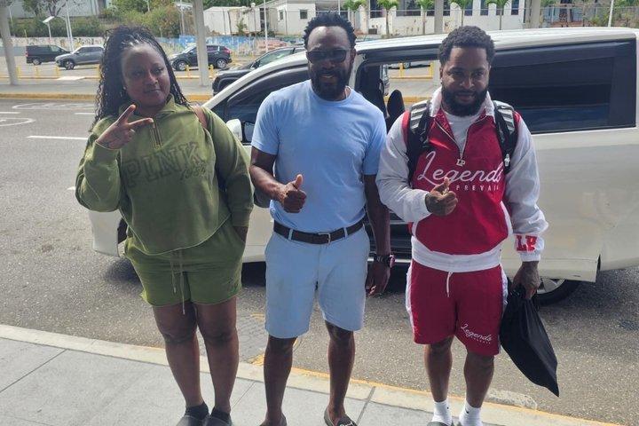 Explore Antigua Half Day Island Tour with Local Guide