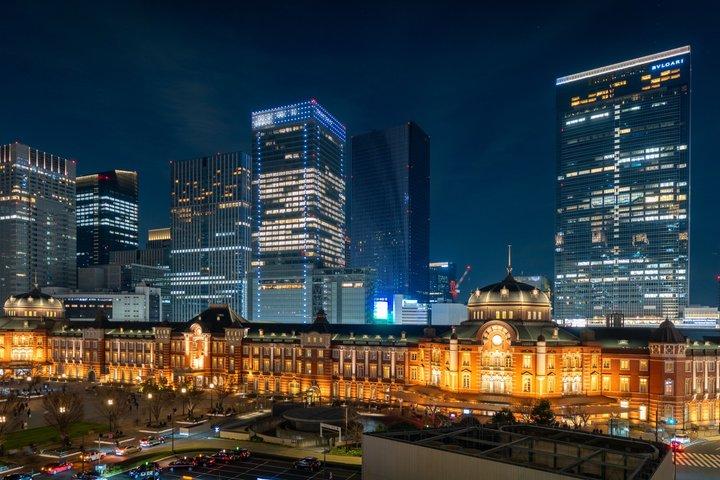 東京でのストレッチリムジンによるプライベートナイトクルーズ
