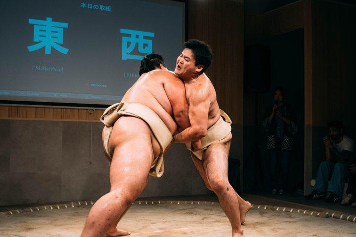 京都ライブ相撲ショーと相撲チャレンジ&フォト体験
