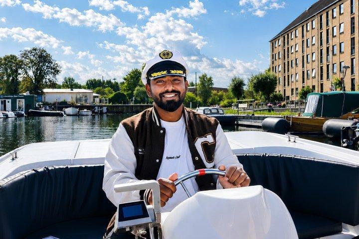 Copenhagen Guided Boat Tour Through Beautiful Canals