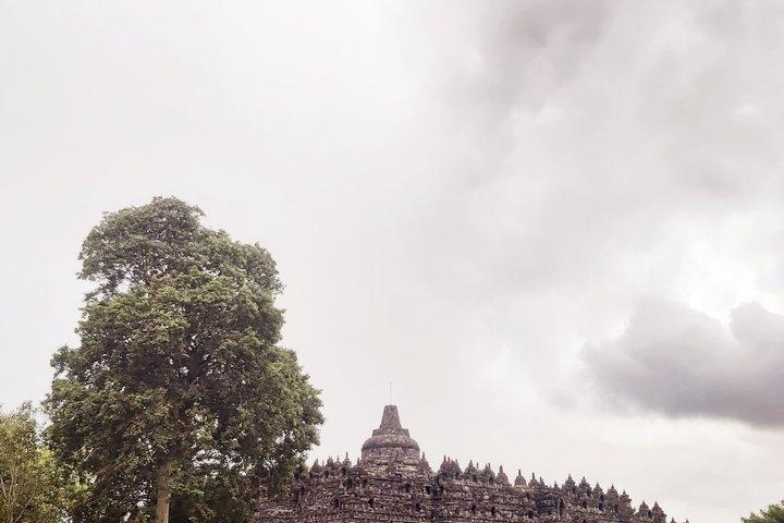 En dag i Borobudur-templet og Prambanan-templet med en venlig chauffør