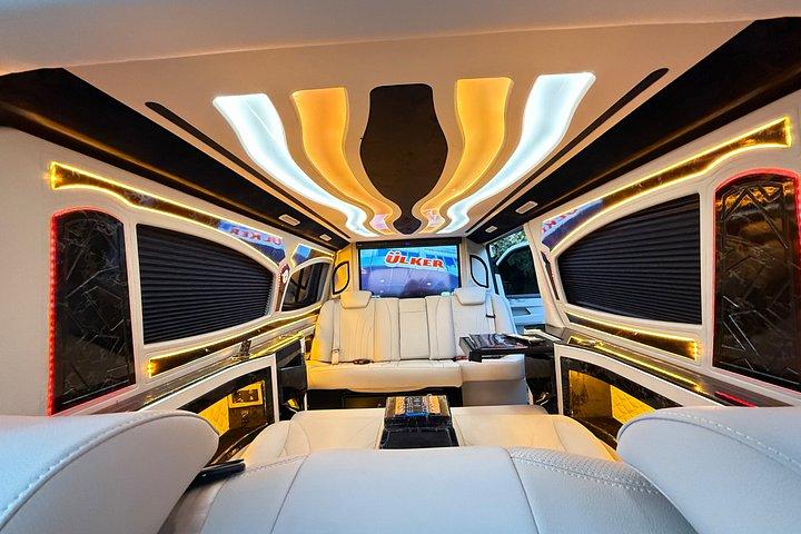 ラグジュアリープライベート送迎：カッパドキアホテルからNAV空港（ネヴシェヒル）まで