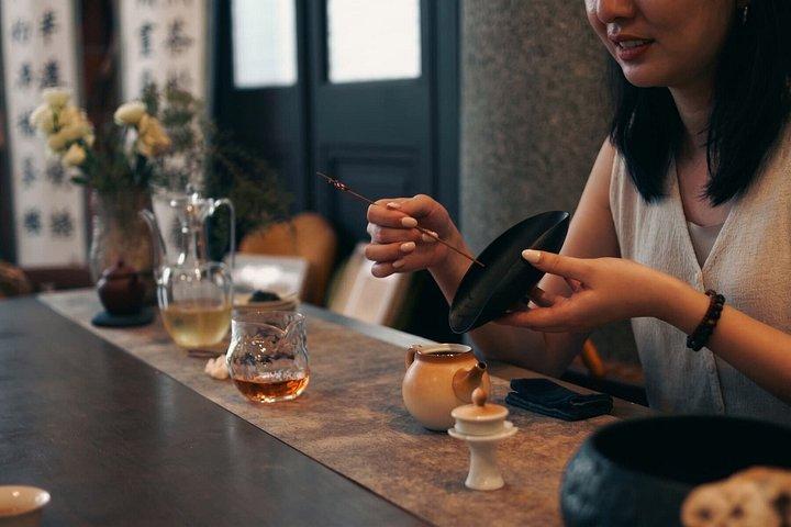 Taiwanese Tea Ceremony Workshop & Tasting Experience with Qipao