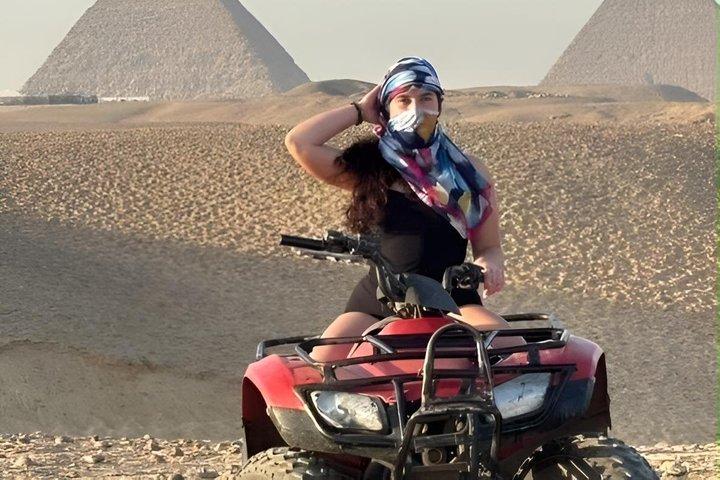 プライベートピラミッドATV、ハーン・エル・ハリーリ、ナイルフェルーカ＆無料ディナー