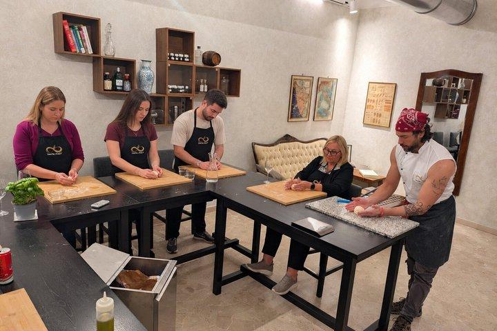 Pizza & Gelato: Family Cooking Class in Florence, Small Group