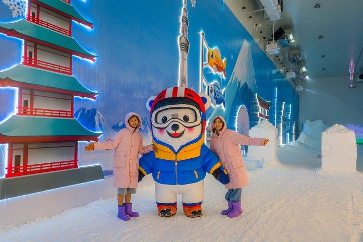 ウィンターワンダーランド パタヤ 本物の雪パーク入場券