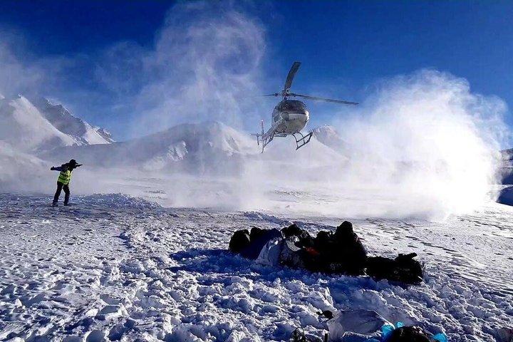 Everest Base Camp helikoptertur med landning
