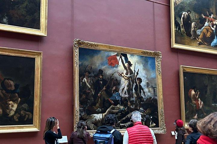 イタリア人ガイドによるルーブル美術館の傑作プライベートツアー