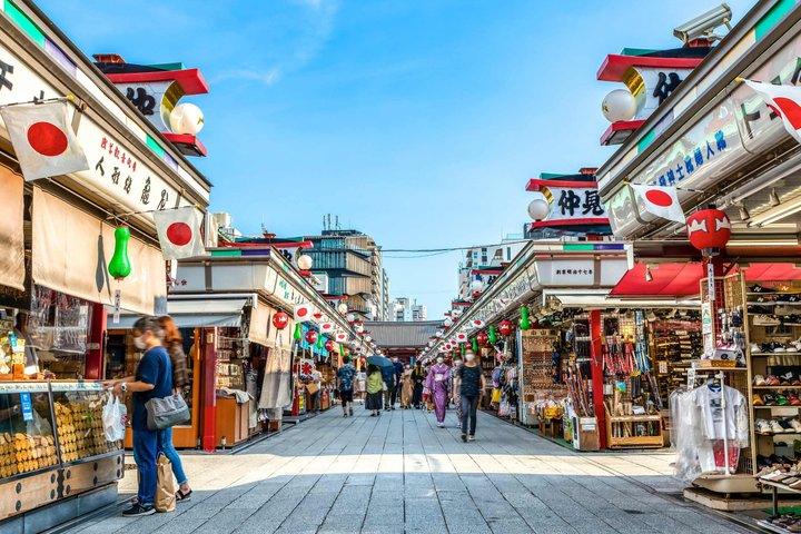 プライベート東京ウォーキングツアー 浅草の寺社と伝統