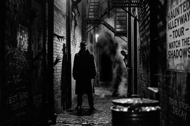 Chicago Gangsters and Ghosts Minibus Tour