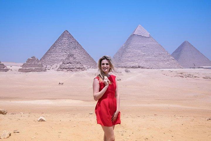 Private Giza Pyramids & Sphinx Tour with Interactive Audio Guide