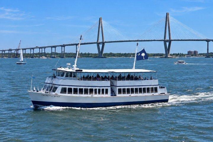 Tour por el puerto de Charleston y crucero de observación de delfines