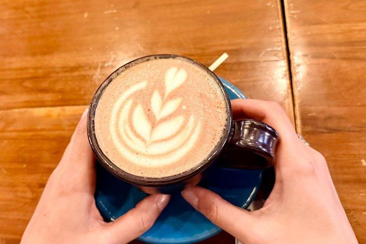 ボゴタフードツアー：ラ・カンデラリアの中心で味わう7つの味