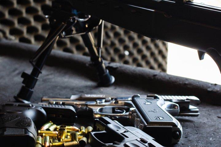 クラクフ発：ホテル送迎付きの射撃場