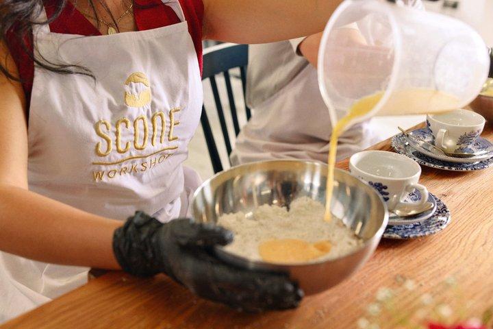 London Traditionell engelsk Scone Making och Tea Workshop