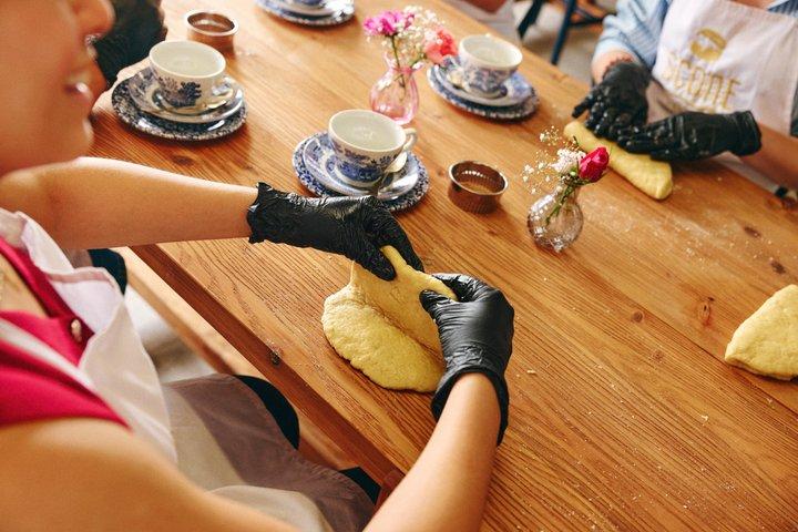 London Traditionell engelsk Scone Making och Tea Workshop