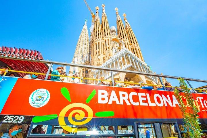 Barcelona Hop-On Hop-Off Bus met Aquarium Ticket
