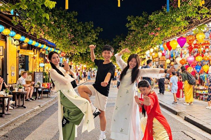 ダナン発ホイアン古都へのプライベート往復