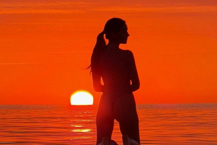 Sunrise Paddle Surf & Photos in Barcelona